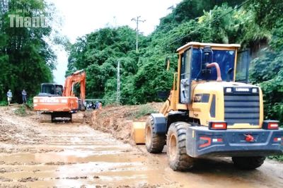Các xã miền núi dồn lực hỗ trợ Nhân dân khắc phục sau mưa lũ