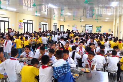 Cùng giám sát, bảo đảm bữa ăn bán trú an toàn