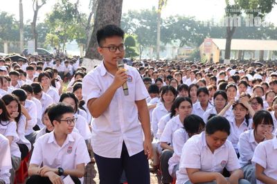 Tuyên truyền pháp luật cho học sinh bằng hình thức gần gũi, sinh động
