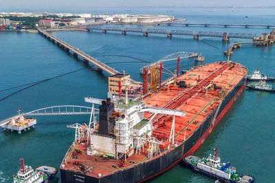 Thiếu siêu tàu chở dầu đe dọa dòng chảy dầu toàn cầu