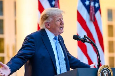 Đạo luật trừng phạt Nga tăng mạnh thẩm quyền thuế quan của Tổng thống Trump