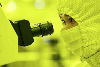 Thị trường bán dẫn toàn cầu dự kiến vượt 1,6 nghìn tỷ USD