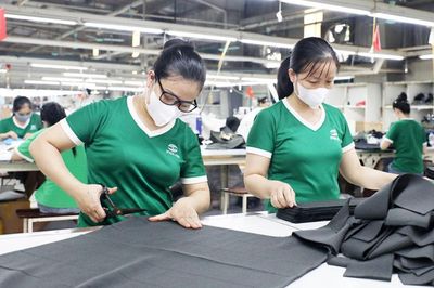Khí thế mới trên các dây chuyền sản xuất