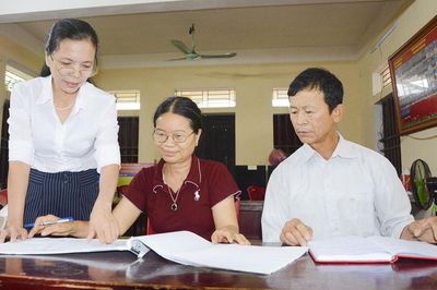 Đồng chí Phùng Thị Toàn: Nêu gương để tạo đồng thuận