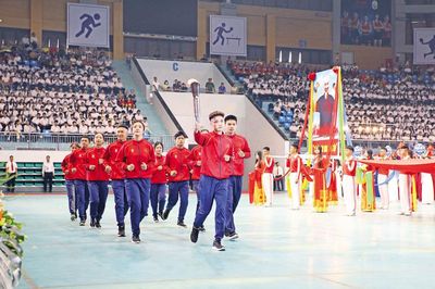 Thể thao thành tích cao: Cuộc đua phía sau những tấm huy chương