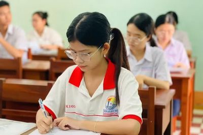 Thi tốt nghiệp THPT trên máy tính: Vì sao chưa thể triển khai thí điểm vào năm 2027?