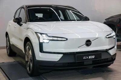 Volvo EX30 2027 giá gần 1,3 tỷ đồng, công suất 268 mã lực