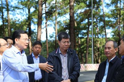 Chủ tịch UBND tỉnh Lâm Đồng yêu cầu khẩn trương công bố tình huống khẩn cấp về thiên tai tại đèo Prenn