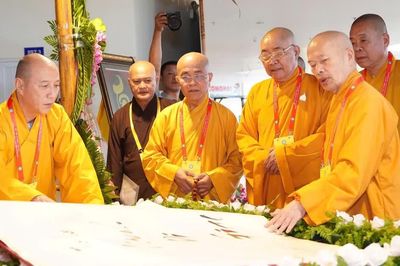Khai mạc triển lãm 'Thành tựu Phật giáo Lâm Đồng' chào mừng Đại hội đại biểu Phật giáo tỉnh