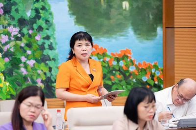 Phó trưởng Đoàn ĐBQH thành phố Quảng Ninh Nguyễn Thị Thu Hà: Khơi thông nguồn lực xã hội, kiến tạo môi trường giáo dục minh bạch