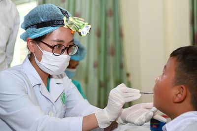 Mang hơi ấm y tế đến những bản làng vùng cao Lai Châu