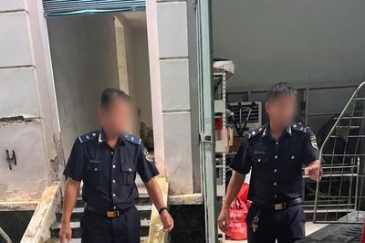 Cận Tết Trung thu, hàng trăm kg thực phẩm rã đông, tam thất mốc bị thu giữ