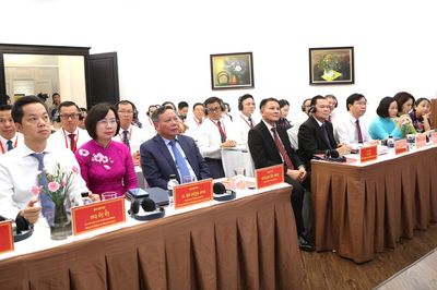 Thành ủy Hà Nội khai giảng lớp bồi dưỡng cho cán bộ Viêng Chăn
