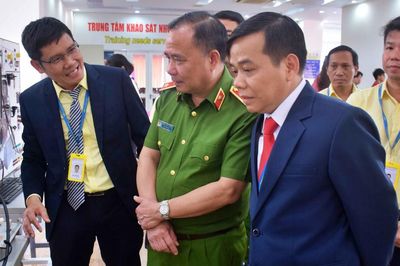 Trường Cao đẳng Kỹ nghệ II ra mắt văn phòng hỗ trợ giới thiệu việc làm học sinh, sinh viên
