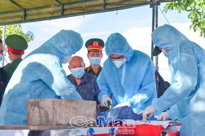 Lấy 236 mẫu hài cốt liệt sĩ tại Nghĩa trang Liệt sĩ Giá Rai để giám định ADN
