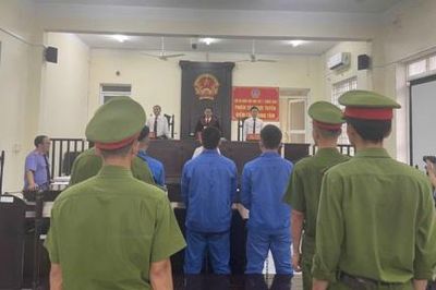 Hơn 21 năm tù cho nhóm đối tượng góp tiền mua ma túy cùng sử dụng
