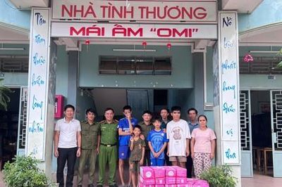 Công an phường Thuận An: Lan tỏa yêu thương, chung tay chăm lo trẻ em có hoàn cảnh khó khăn