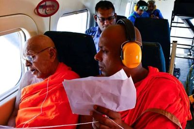 Video khoảnh khắc Sri Lanka điều máy bay quân sự chở nhà sư làm lễ cầu mưa