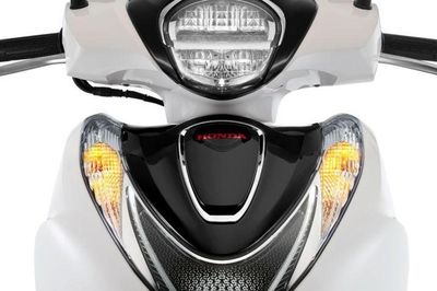 Trải nghiệm Honda SH Mode 2027 giá 60,7 triệu đồng nâng cấp thiết kế, màn hình TFT, động cơ đạt chuẩn khí thải EURO 4: Màu nào đắt nhất?
