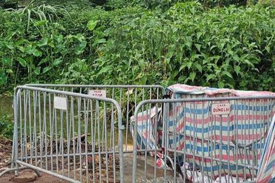 UBND phường Đông Ngạc báo cáo gì về vụ nam sinh ngã xuống cống tử vong?