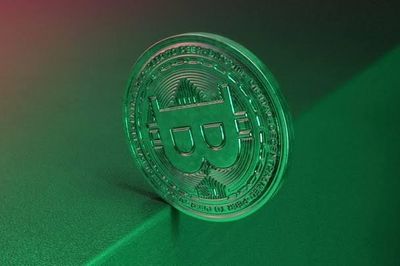 Bitcoin gây bất ngờ