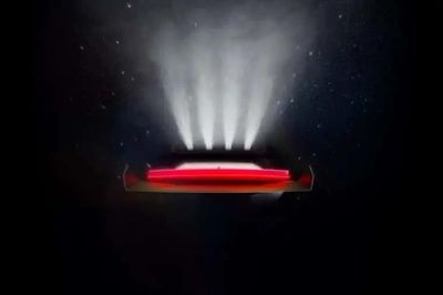 Khách mua Tesla Roadster phải cọc 50.000 USD dù chưa rõ 'mặt mũi' xe