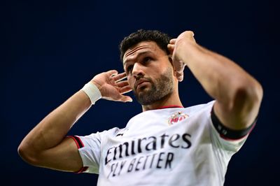 'Bom tấn' 75 triệu euro hóa thảm họa tại Serie A