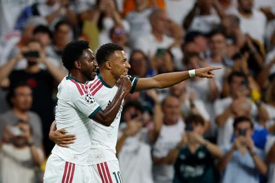 Vinicius và Mbappe đang giẫm chân nhau