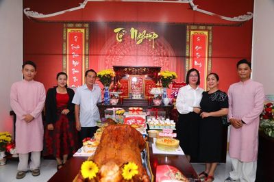 Tri ân Tổ nghề: Nhớ cội nguồn, tiếp lửa sân khấu Việt