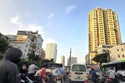 Người dân còn gặp khó khi điều chỉnh giao thông đường Vành đai 1 đi nút giao Voi Phục?