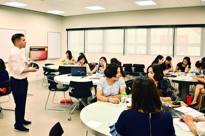 Đề xuất hỗ trợ đào tạo, bồi dưỡng nhà giáo và cán bộ quản lý giáo dục