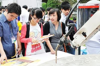 Công bố mức điểm xét hưởng chính sách học bổng Chính phủ năm tuyển sinh 2025 và 2026