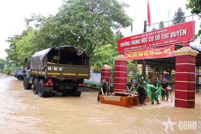Bộ Quốc phòng yêu cầu các cơ quan, đơn vị chủ động ứng phó, khắc phục hậu quả mưa lũ