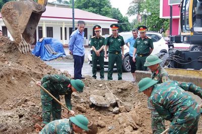 Quảng Trị: Phát hiện, quy tập 6 hài cốt liệt sĩ ở khu phố Thành Cổ