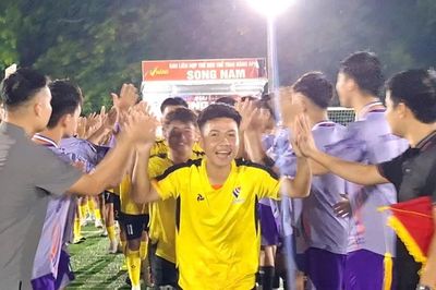 Đại diện từ Nghệ An vô địch vòng loại miền Trung môn bóng đá sinh viên toàn quốc