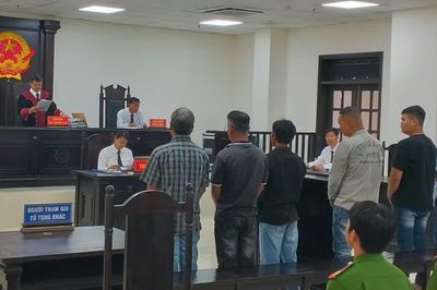 6 đối tượng gây rối tại khu vực cấp cứu bệnh viện lĩnh án