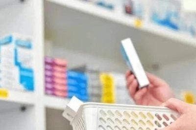 Livestream bán thuốc có thể bị cấm nếu luật mới được thông qua?