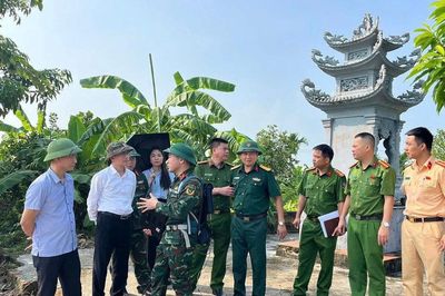 Dùng thiết bị radar xuyên đất dò tìm mộ tập thể tại Mả Chìa