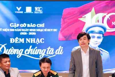 Con trai là PGS tiết lộ những sáng tác chưa từng được công bố của nhạc sĩ Huy Du