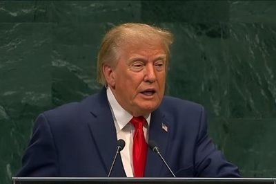 Ông Trump tuyên bố đang đối mặt với 'quyết định lớn' về Iran