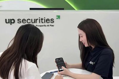 Bóng dáng Tân Hoàng Minh tại thương vụ huy động vốn của Chứng khoán UP