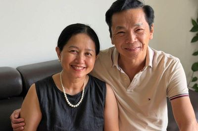 NSND Trung Anh công khai hạnh phúc bên vợ sau nhiều năm kín tiếng
