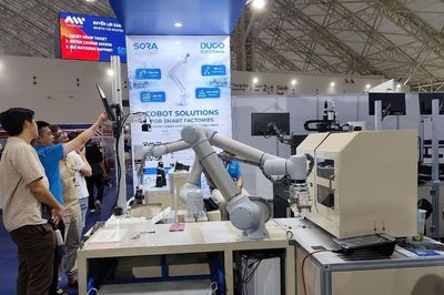 Robot và AI có thể thay đổi lợi thế sản xuất của Việt Nam