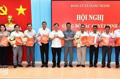 Giang Thành thành lập mới 10 chi bộ