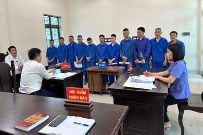 Bắc Ninh: Gần 80 năm tù cho 11 bị cáo trong vụ dùng ma túy trả lương công nhân