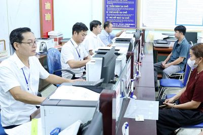 Xã Yên Định linh hoạt hỗ trợ thực hiện dịch vụ công trực tuyến