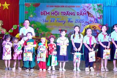 Xã Khánh Vĩnh tổ chức chương trình “Đêm hội trăng rằm”