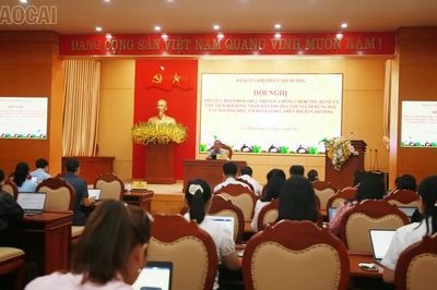 Phường Cam Đường đối thoại với các trường học, cơ sở giáo dục