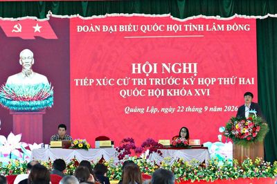 Đoàn ĐBQH tỉnh Lâm Đồng tiếp xúc cử tri tại xã Quảng Lập