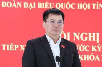 Đoàn Đại biểu Quốc hội tỉnh Lâm Đồng tiếp xúc cử tri tại xã Cát Tiên 3